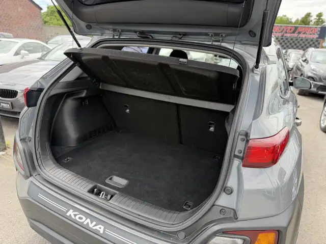 Hyundai Kona view 11