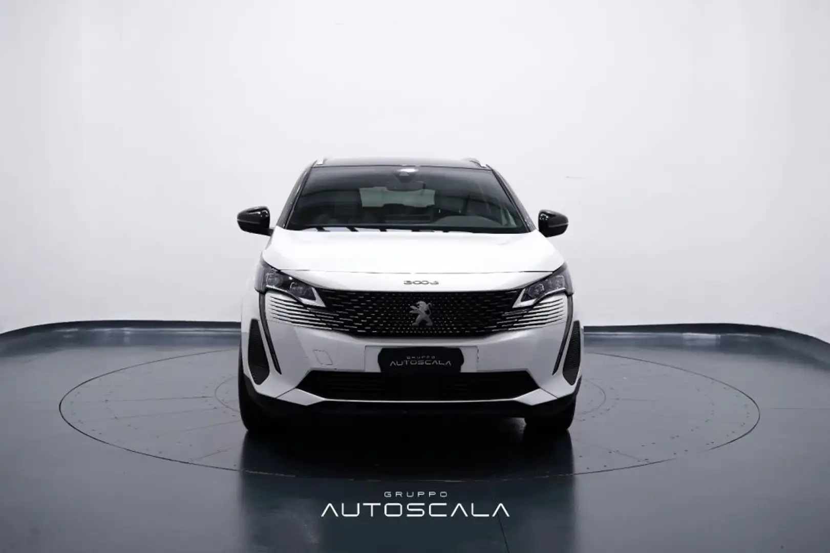 Peugeot 3008 Hybrid 225cv e-EAT8 GT Weiß - 2