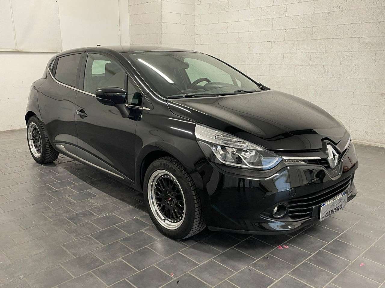 Renault Clio 1.2 75CV GPL 5 porte-NAVI-NEOPATENTATI