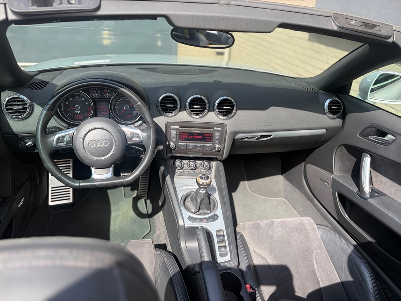 Audi TT Roadster 2.0 TFSI — photo 8