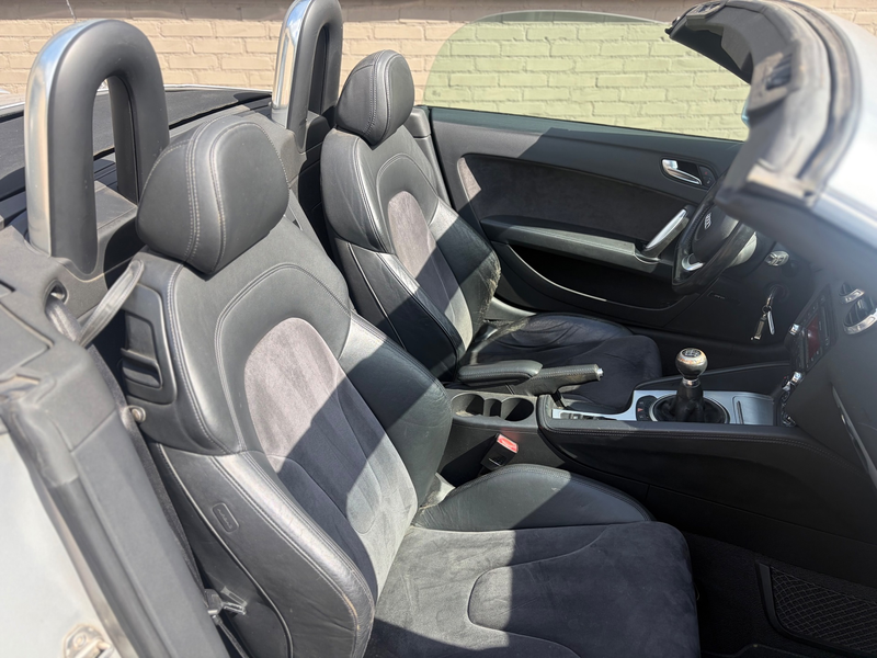 Audi TT Roadster 2.0 TFSI — photo 7