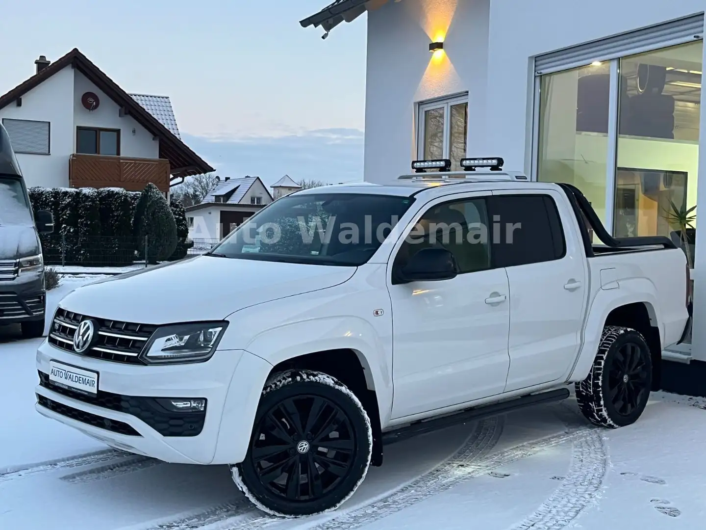 Volkswagen Amarok Highline 4Motion AHK Standhzg Sperre Navi Weiß - 1