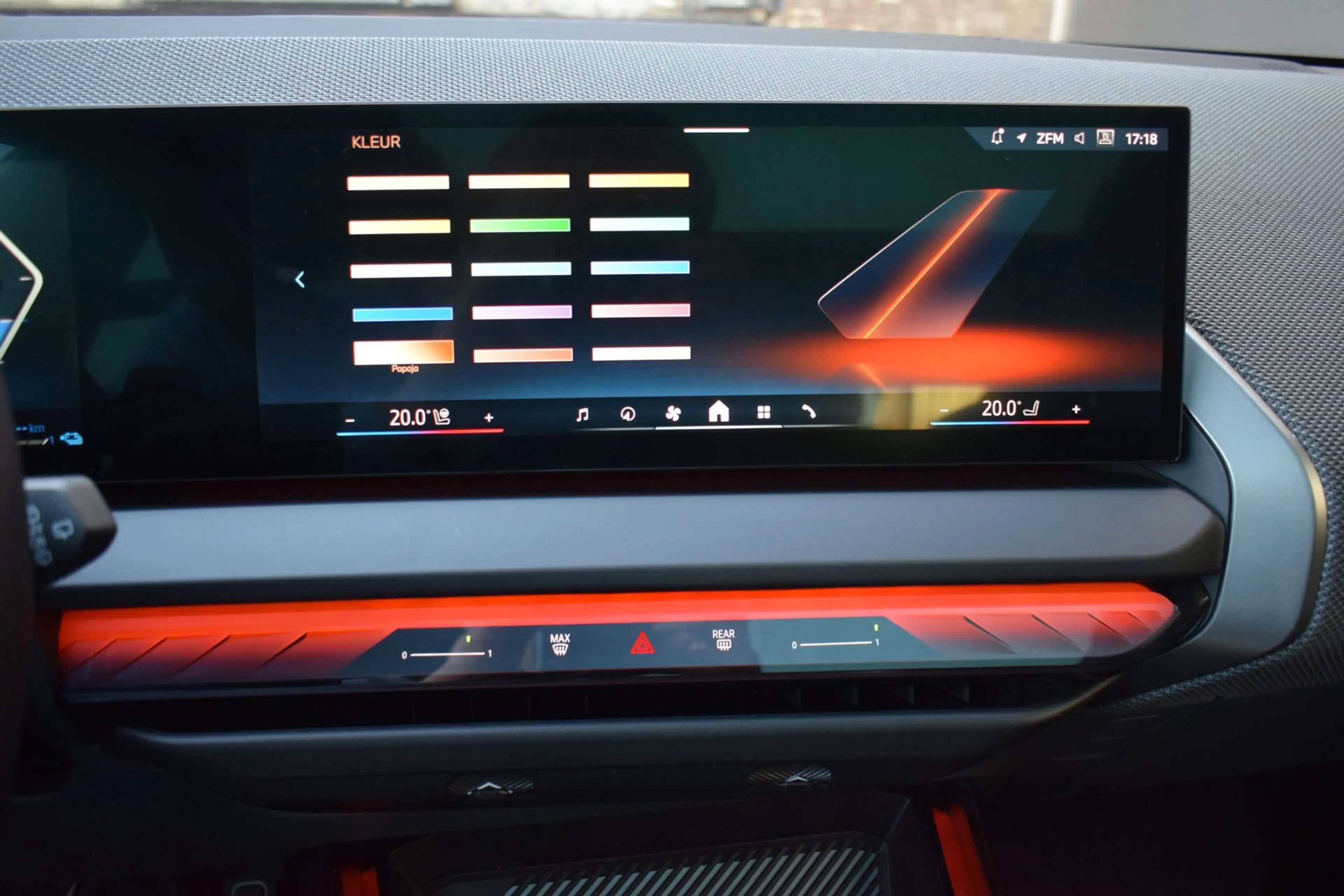 BMW X3 30e xDrive PHEV M-SPORT PRO / ORG.NED / PANORAMADA — photo 16
