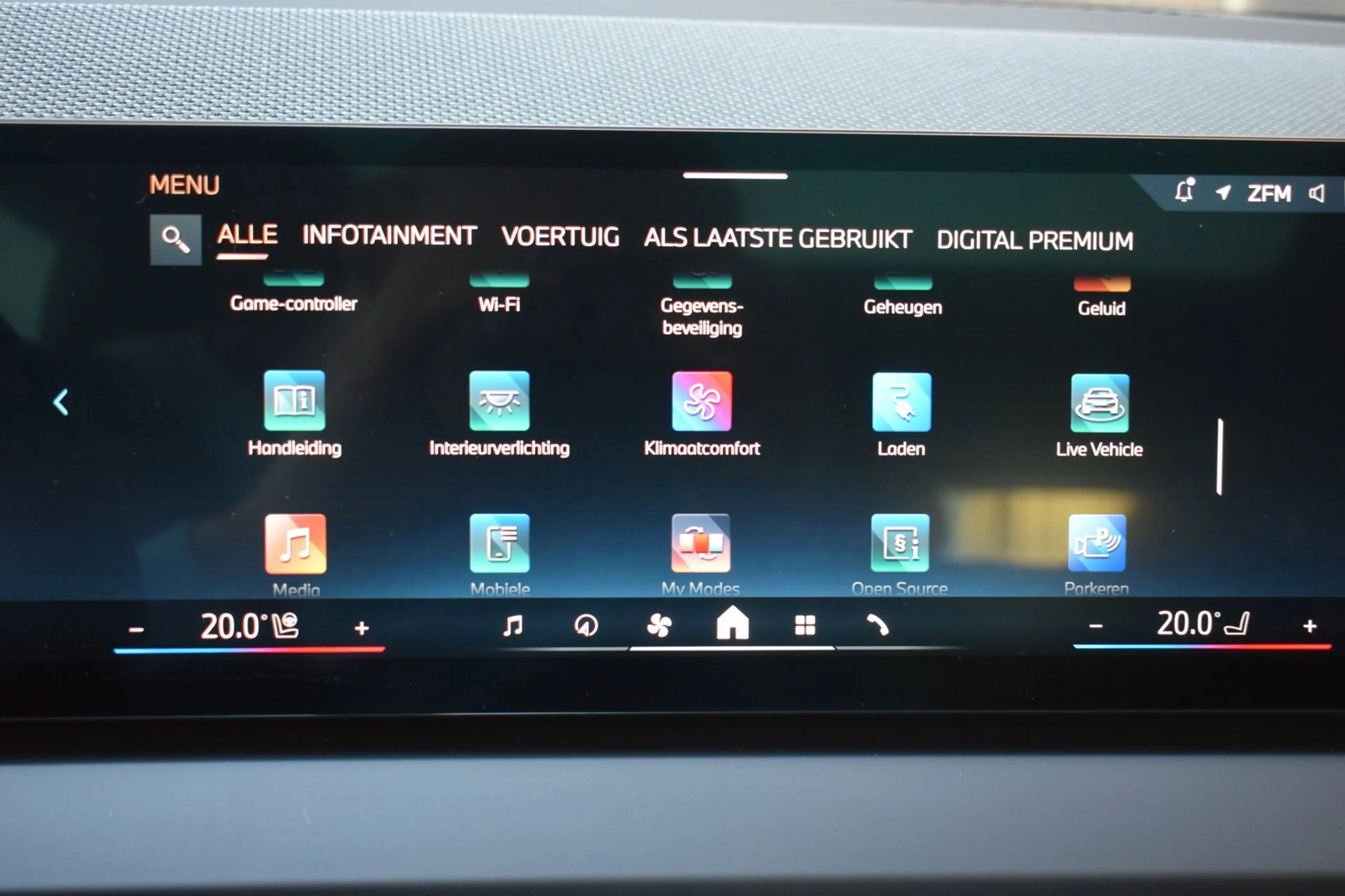 BMW X3 30e xDrive PHEV M-SPORT PRO / ORG.NED / PANORAMADA — photo 39