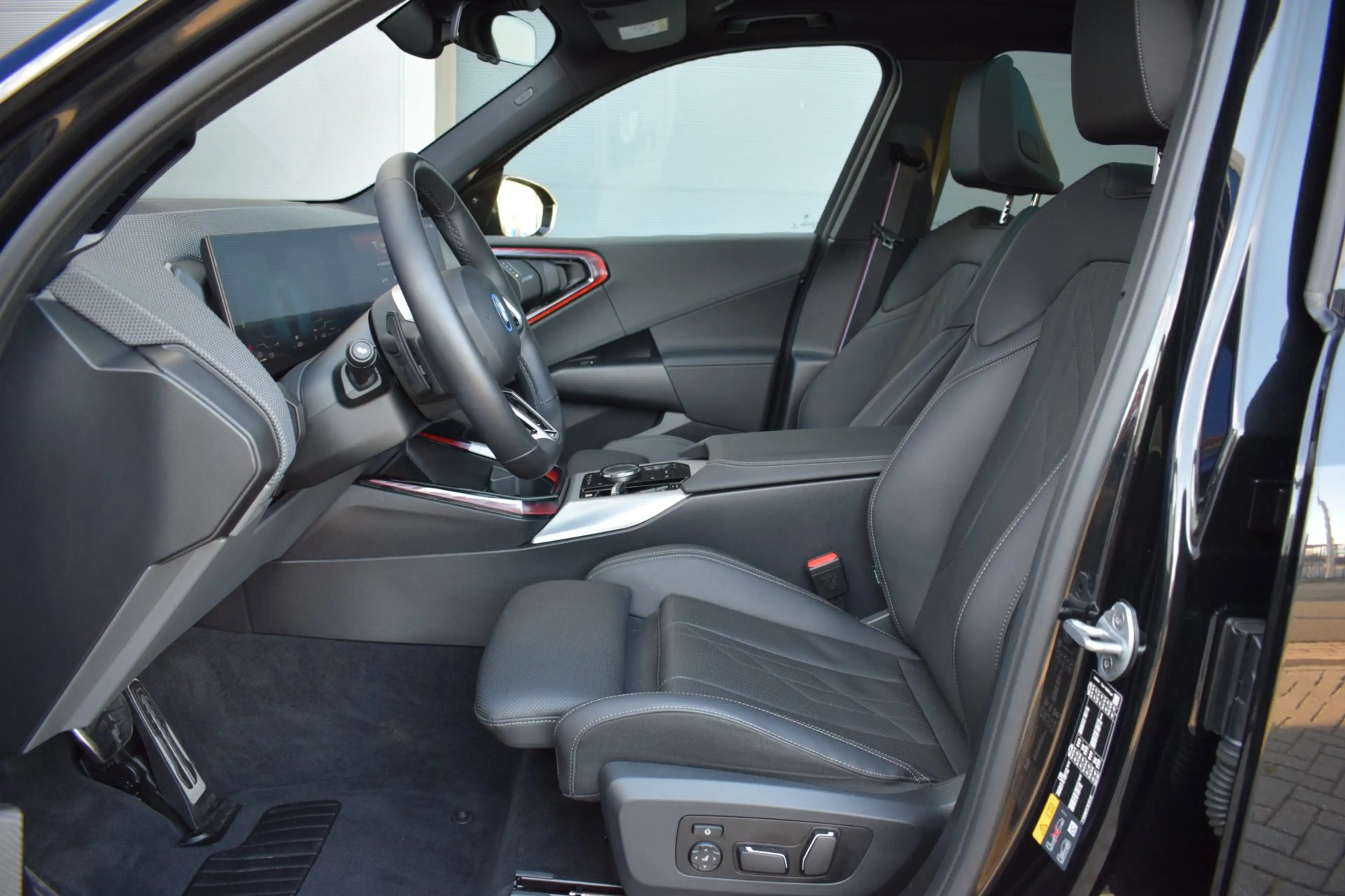 BMW X3 30e xDrive PHEV M-SPORT PRO / ORG.NED / PANORAMADA — photo 3