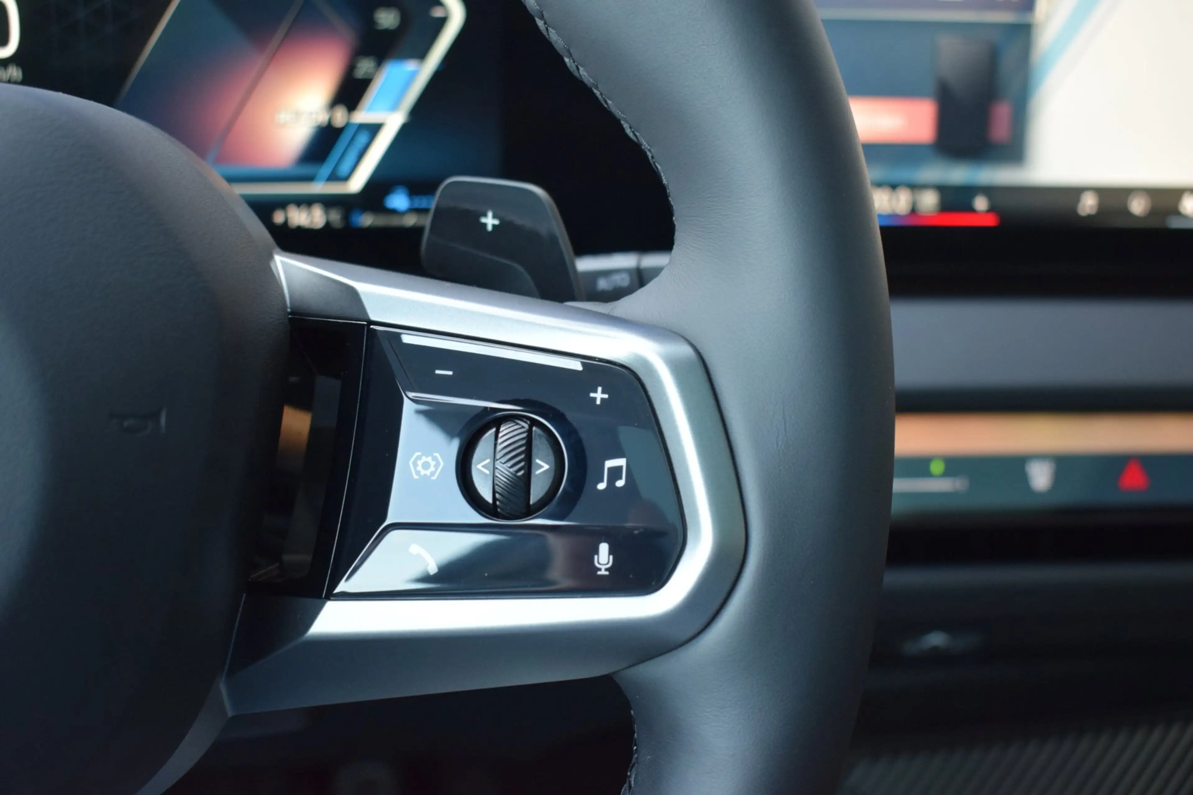 BMW X3 30e xDrive PHEV M-SPORT PRO / ORG.NED / PANORAMADA — photo 34