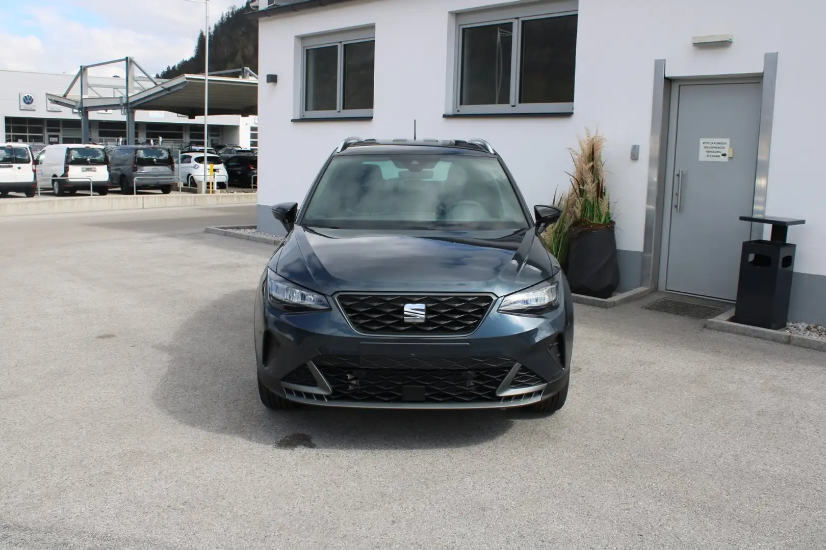 SEAT Arona FR 1.0 TSI Grau - 2