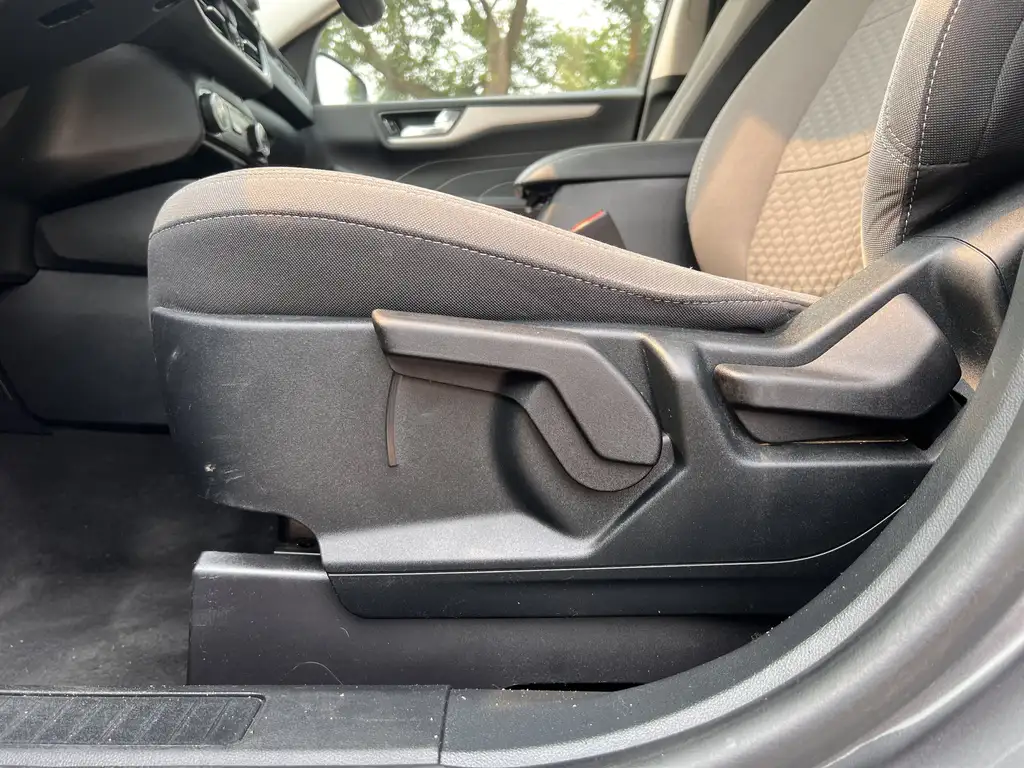 2021 Ford Escape SE | SYNC 3 | SiriusXM | Heated Seats — photo 7