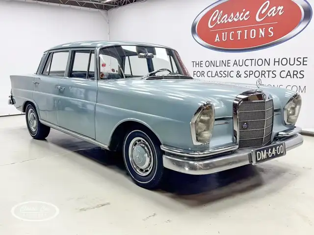 Mercedes-Benz 230 230S   - ONLINE AUCTION