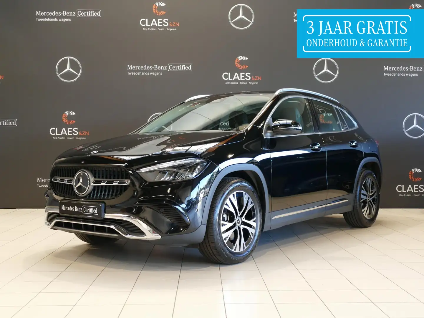 Mercedes-Benz GLA 180 Luxury Line DOS 8489 Schwarz - 1