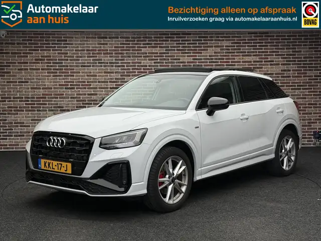 Audi Q2 main image
