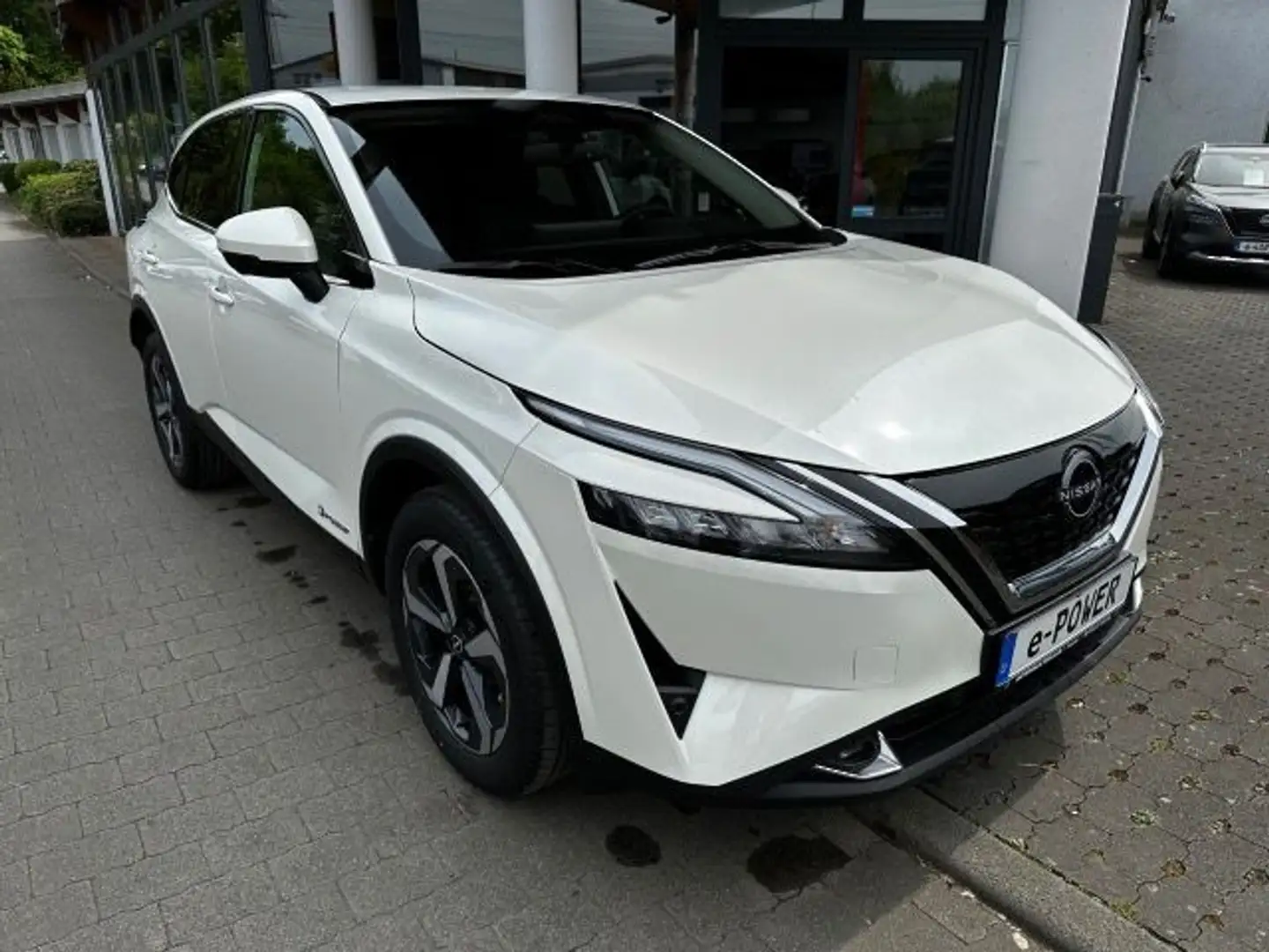 Nissan Qashqai QASHQAI MY22 1.5 VC-T e-POWER 190 PS N-Connecta Weiß - 1