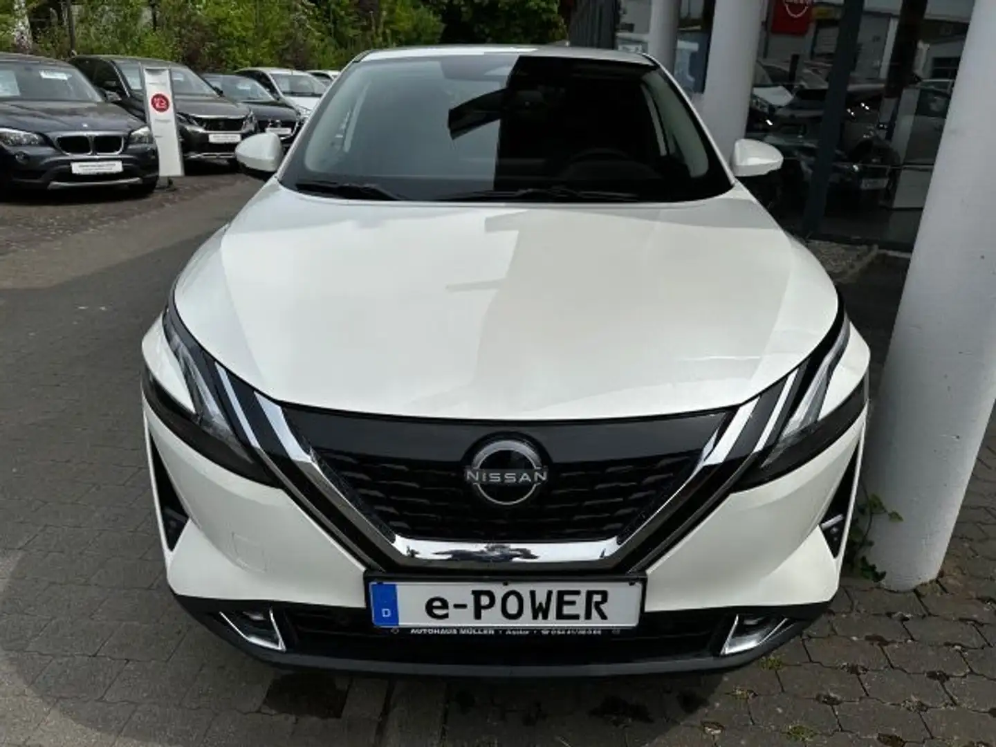 Nissan Qashqai QASHQAI MY22 1.5 VC-T e-POWER 190 PS N-Connecta Weiß - 2