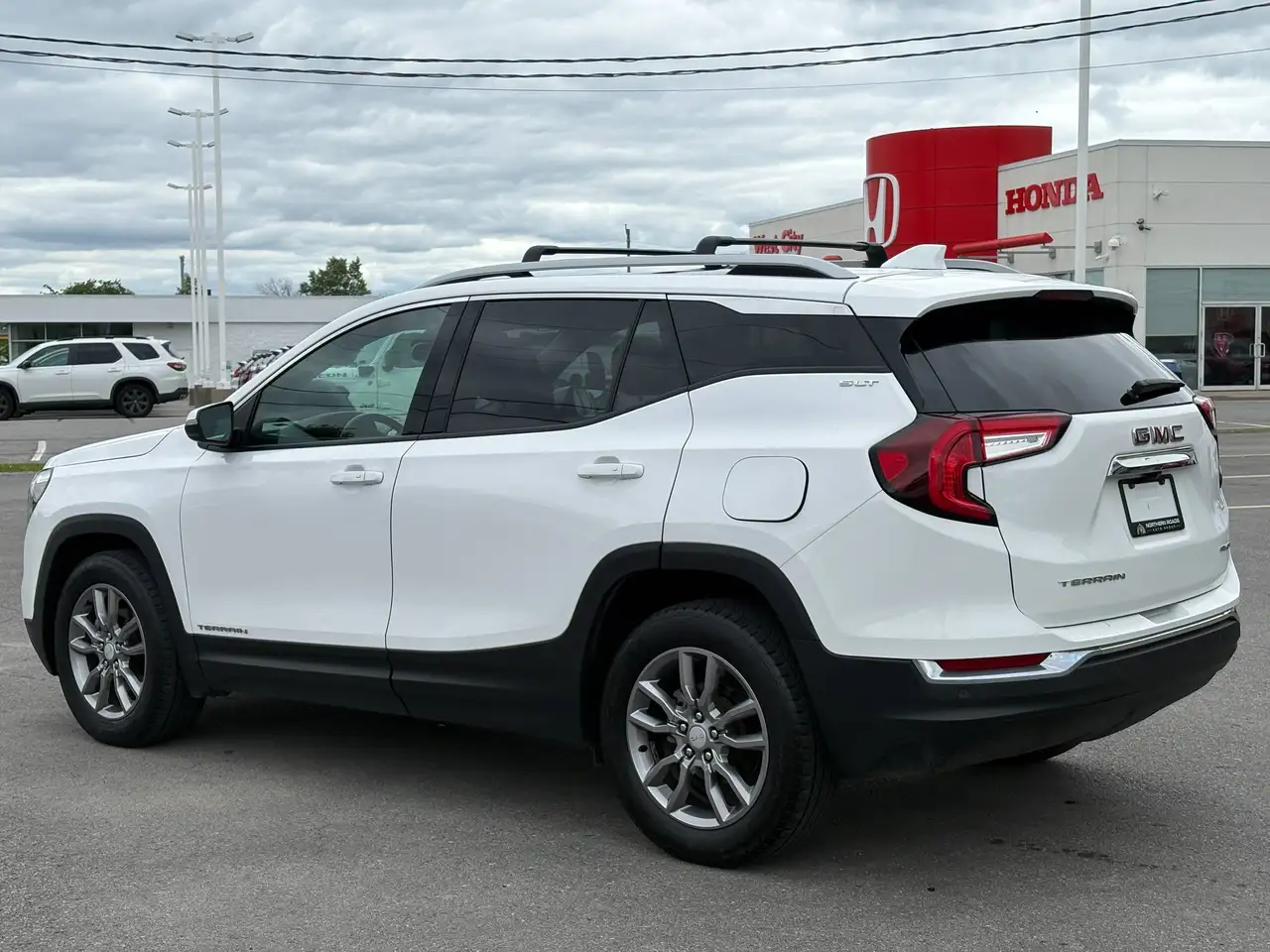 GMC Terrain photo GMC Terrain