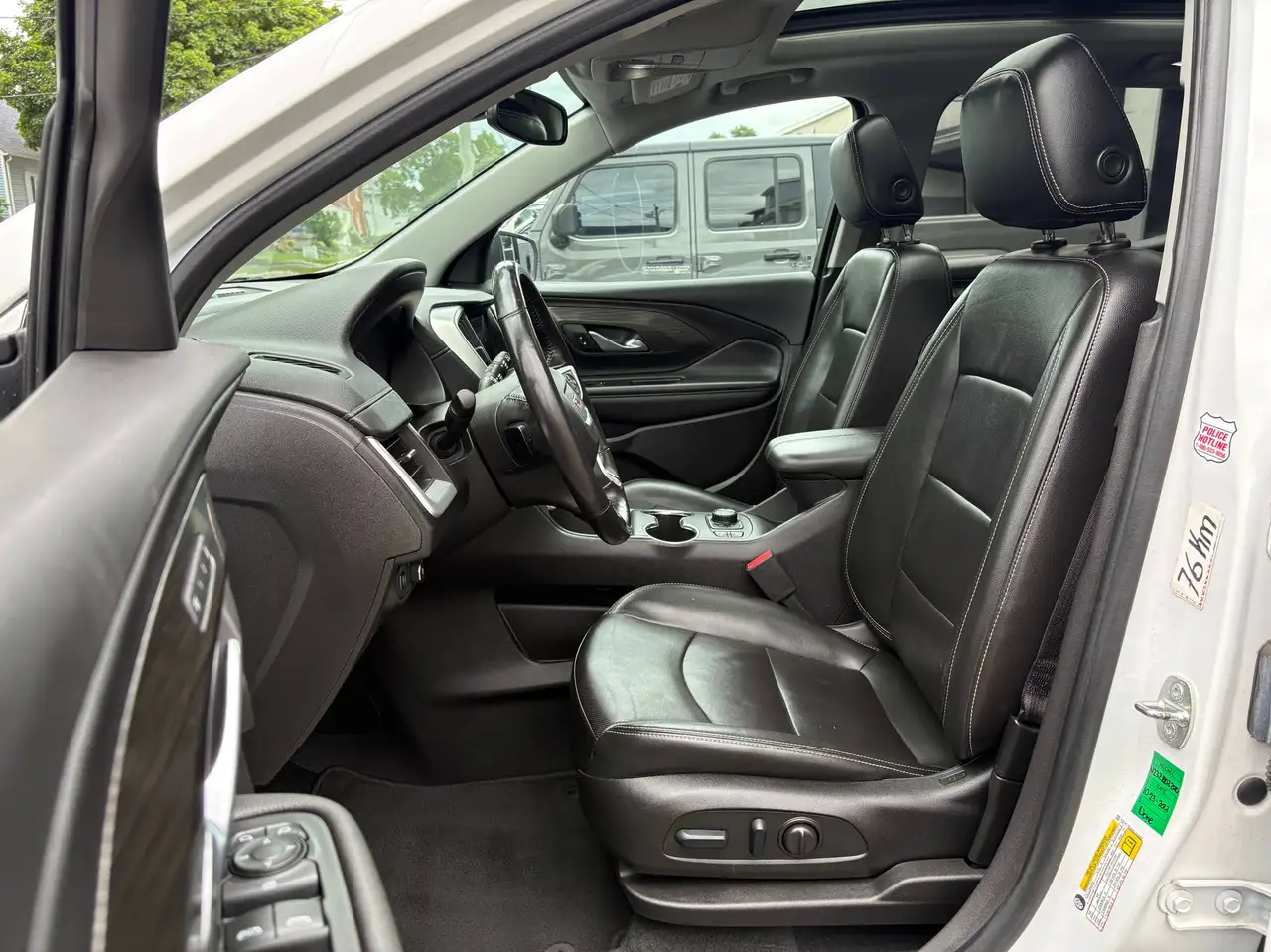 GMC Terrain photo GMC Terrain