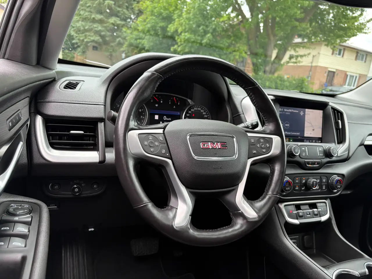 GMC Terrain photo GMC Terrain