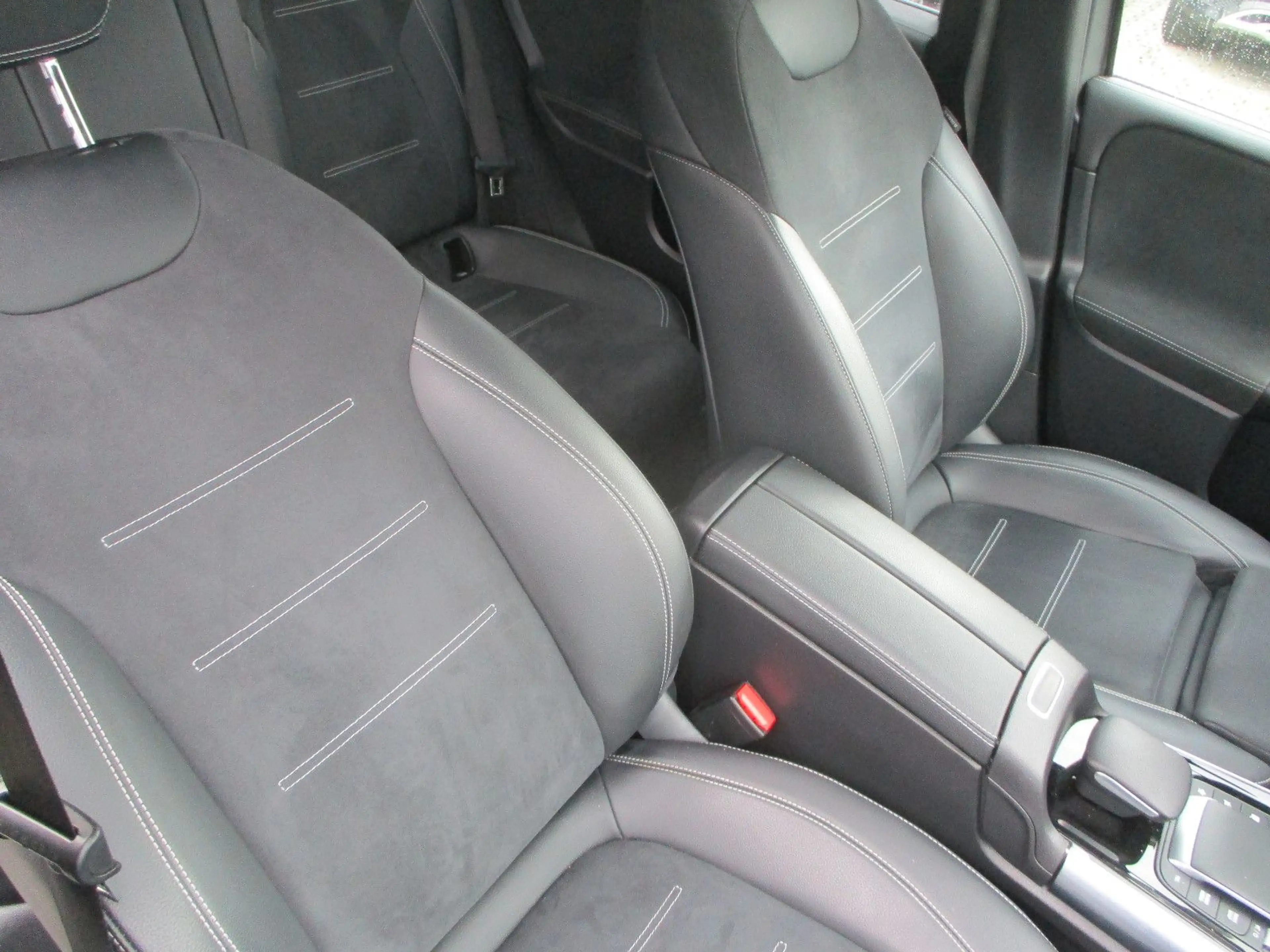 Mercedes-Benz B 200 d AMG NAVI LEDER KAMERA PANORAMA SPURH AHK — photo 13