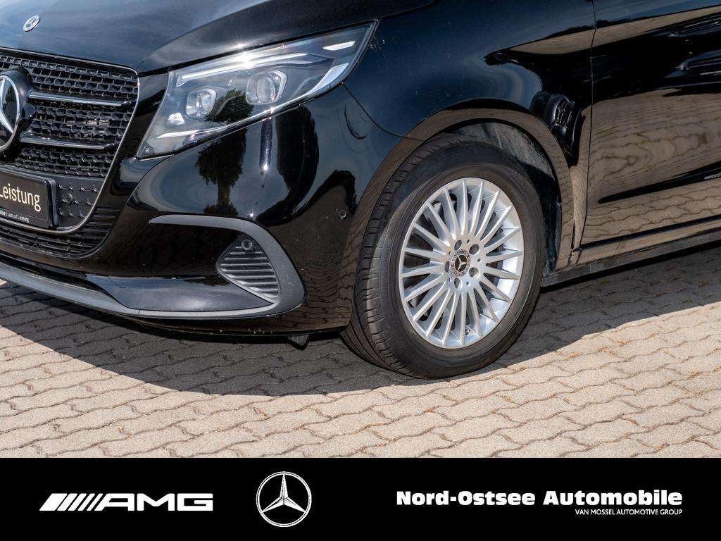 Mercedes-Benz V 220