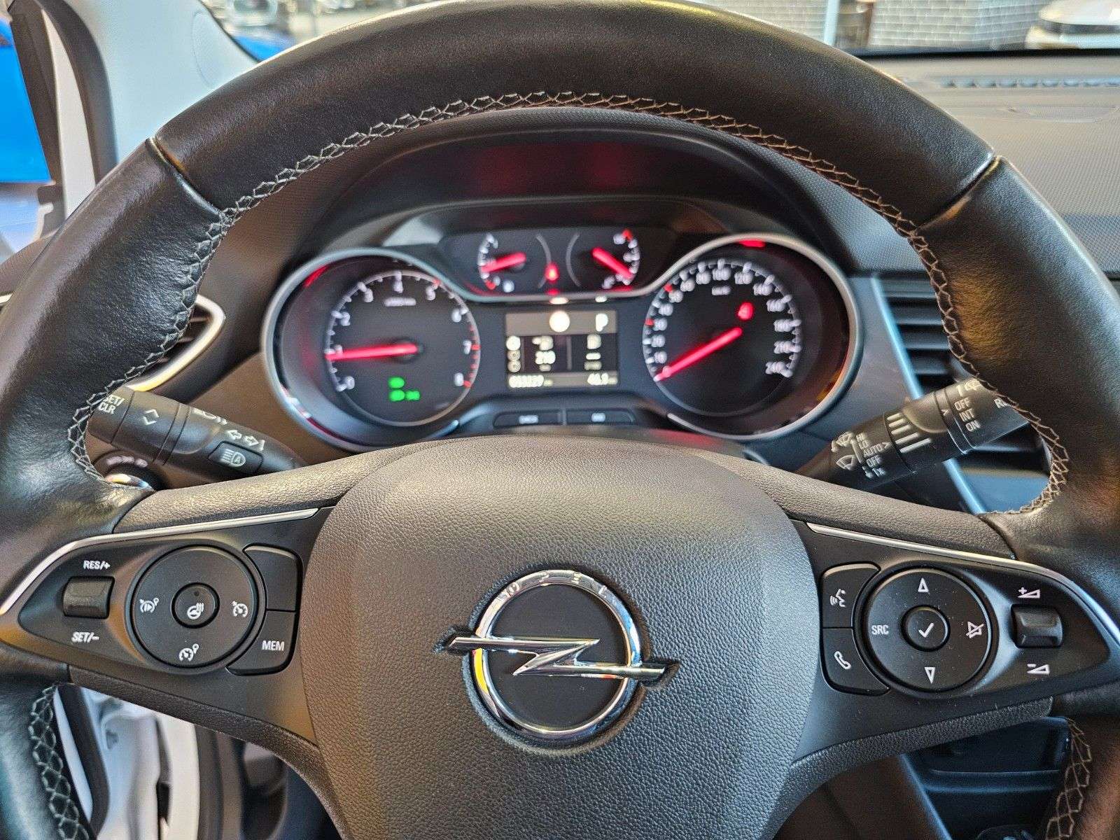 Opel Crossland X