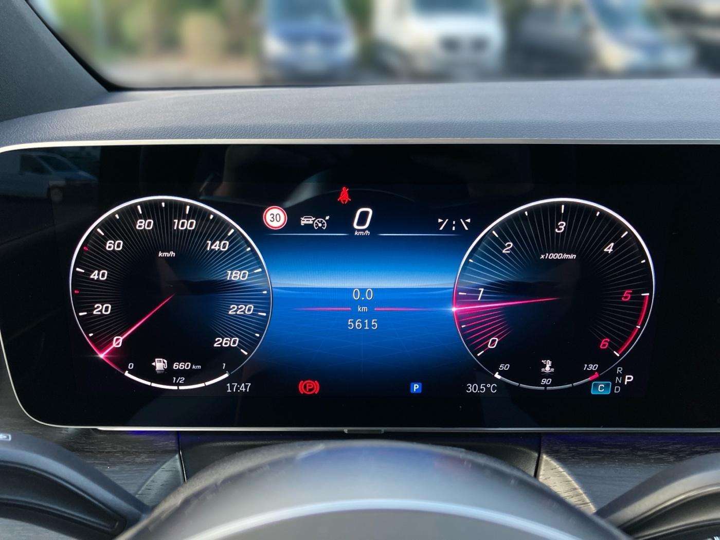 Mercedes-Benz V 300