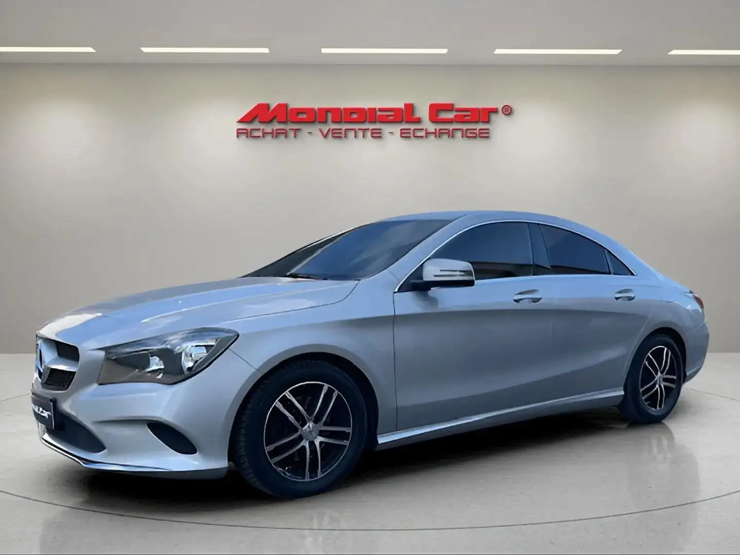 Mercedes-Benz CLA 180 CLA 180 d Gris - 1