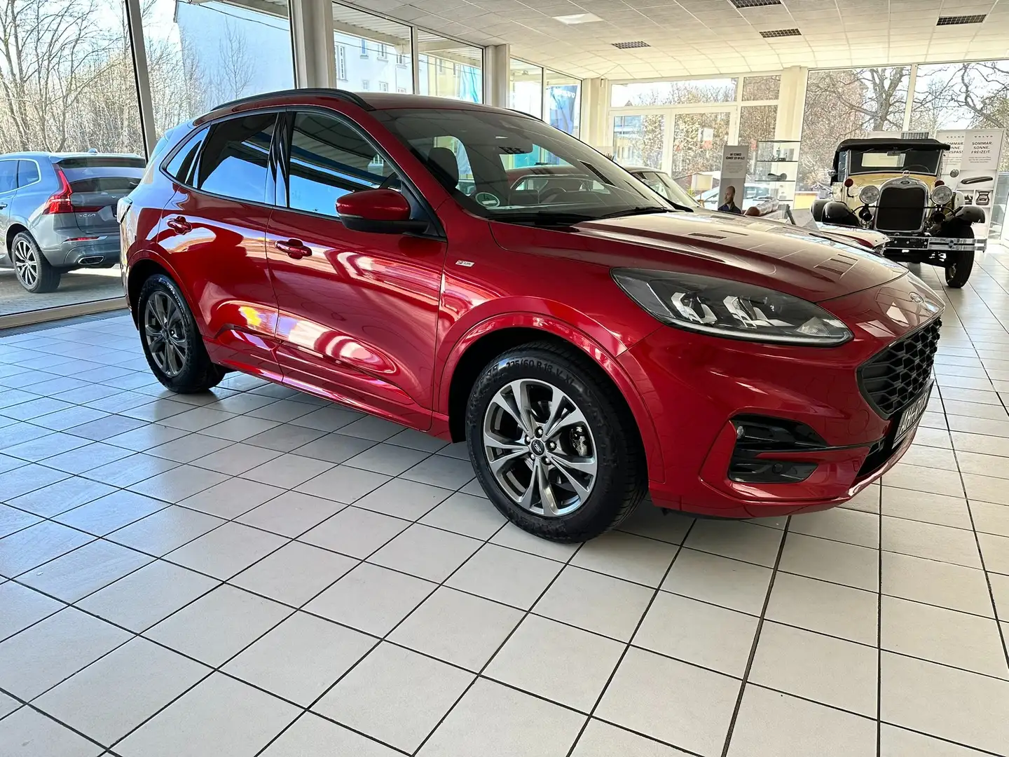 Ford Kuga ST-Line Rot - 1
