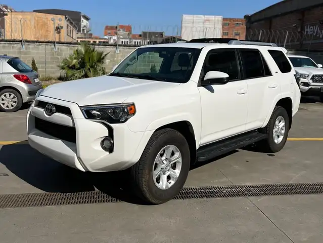 Toyota 4-Runner ONLY FOR EXPORT OUT OF EUROPE