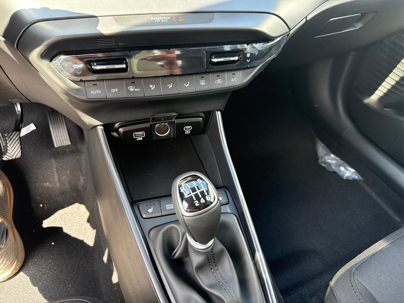 Hyundai i20 STYLE BLACK PACK SHZ NAVI RFK ALU 1.0 T-GDI 66,... — photo 12