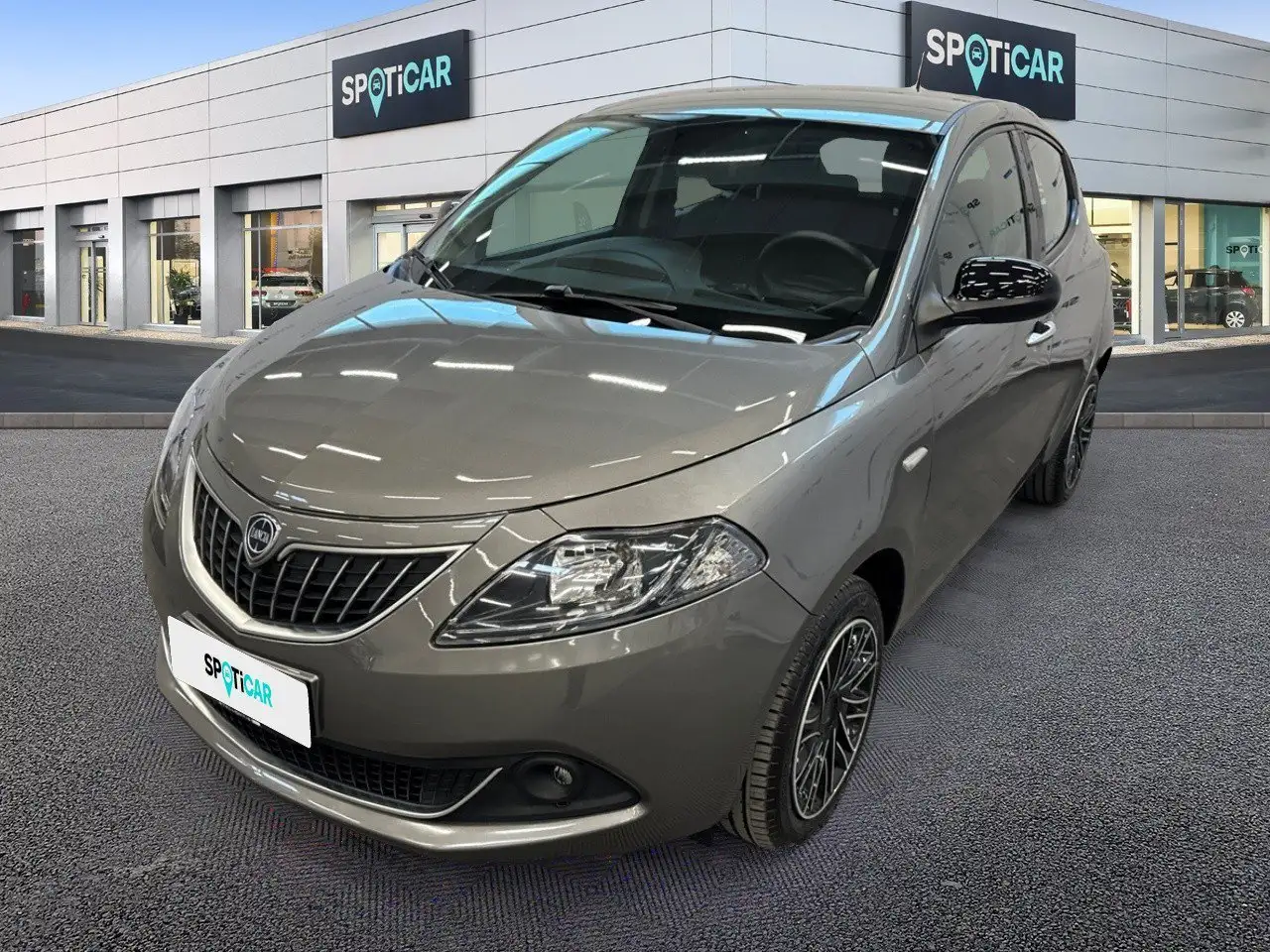 Lancia Ypsilon