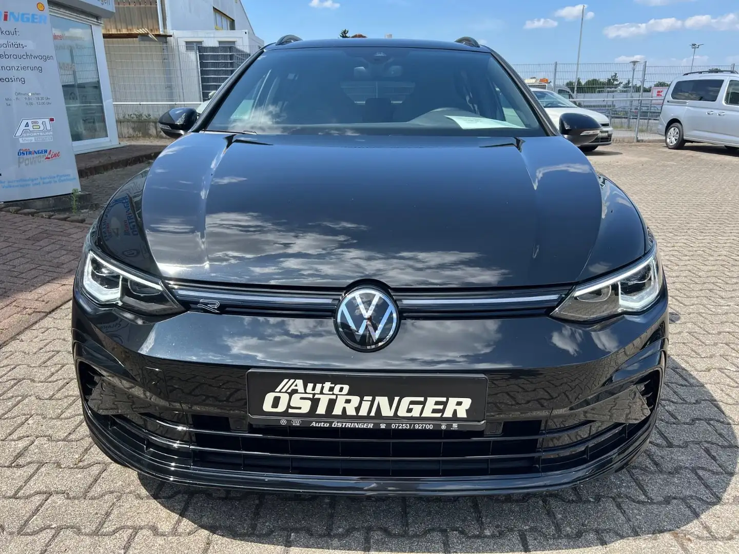 Volkswagen Golf VIII Variant R-Line 1,5 eTSI DSG BlackStyle Noir - 2