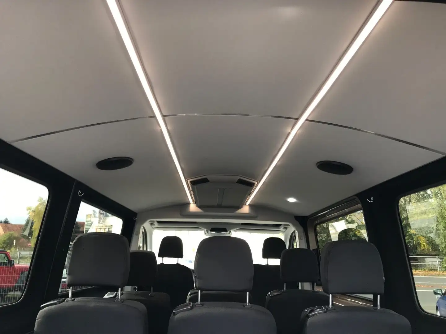 MAN TGE 3.180 *9 Sitze*Schalter* Gold - 2