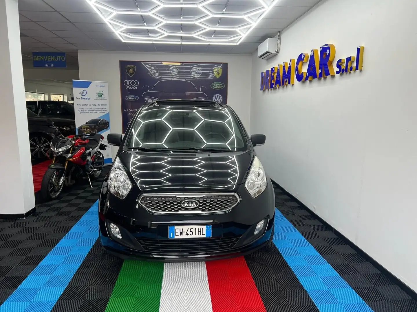 Kia Venga 1.4 CVVT Active Noir - 2