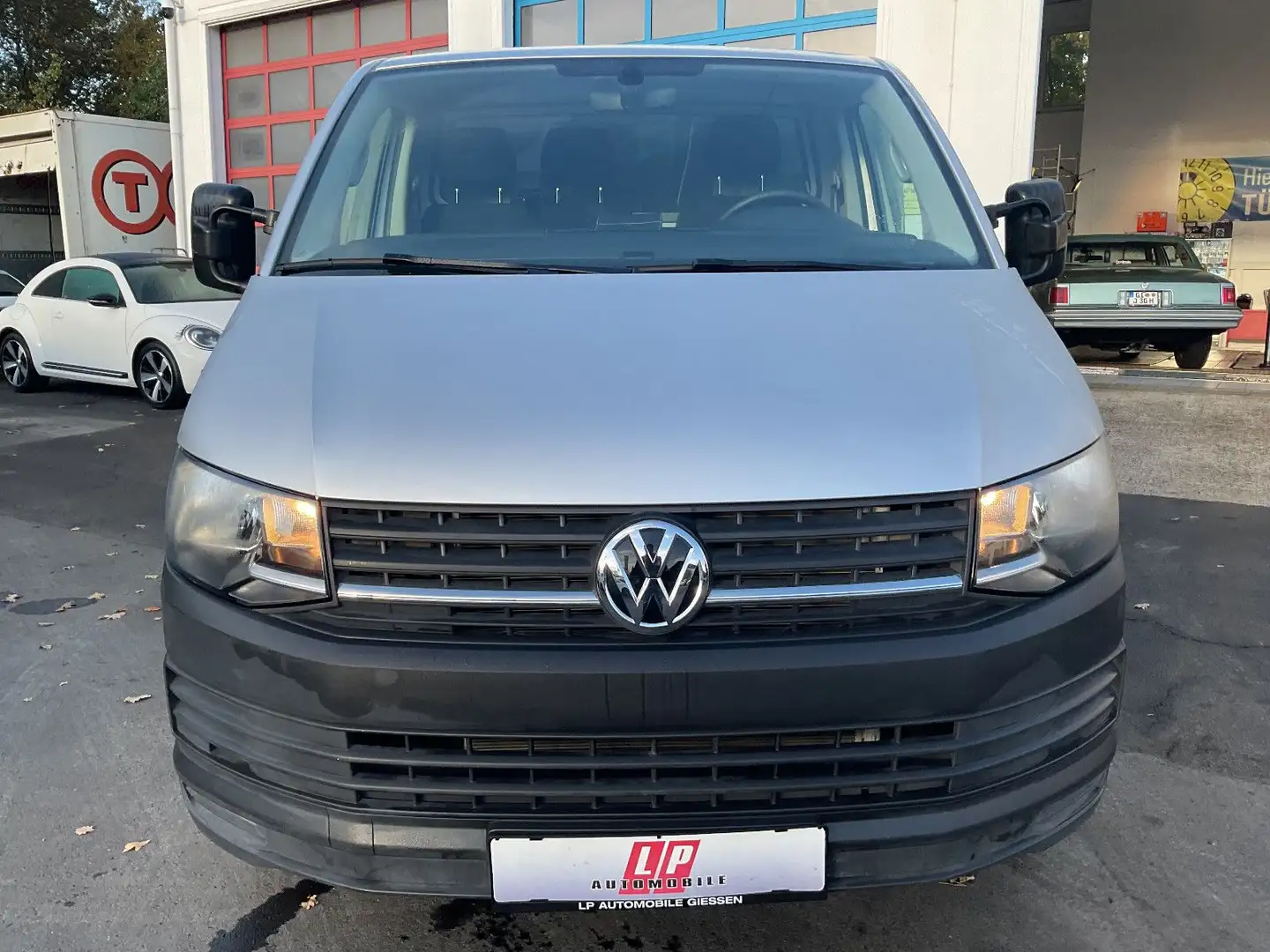 Volkswagen T6 Transporter Pritsche lang Navi AHK Standheiz. Silber - 2