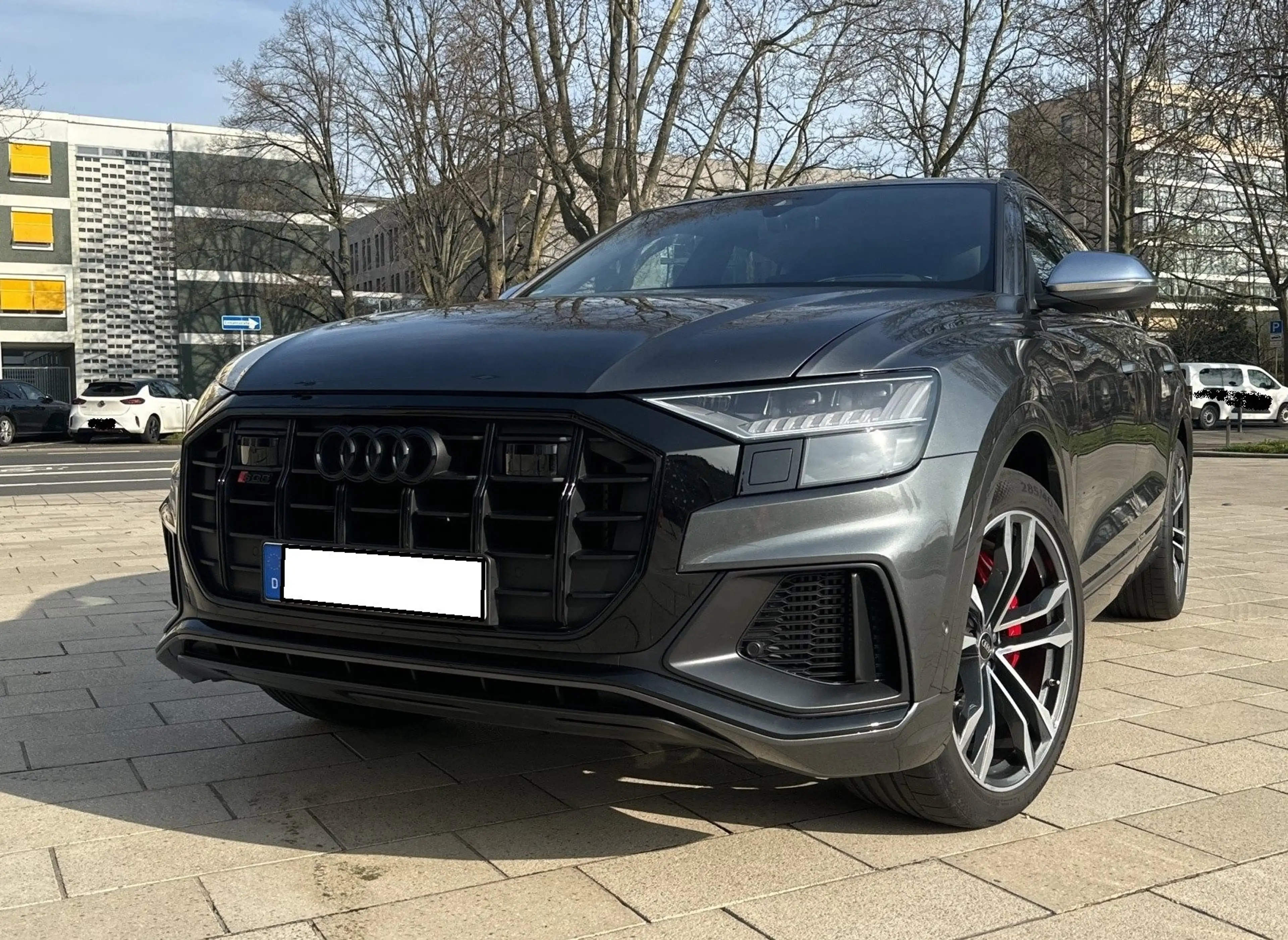 Audi SQ8 4.0 TFSI quattro Extremausstattung TOP-Zustand — photo 4