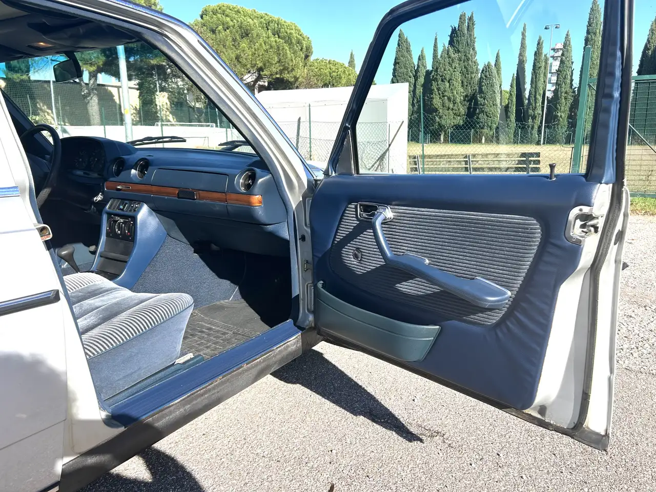 Mercedes-Benz 280 MERCEDES 280E, foto 7