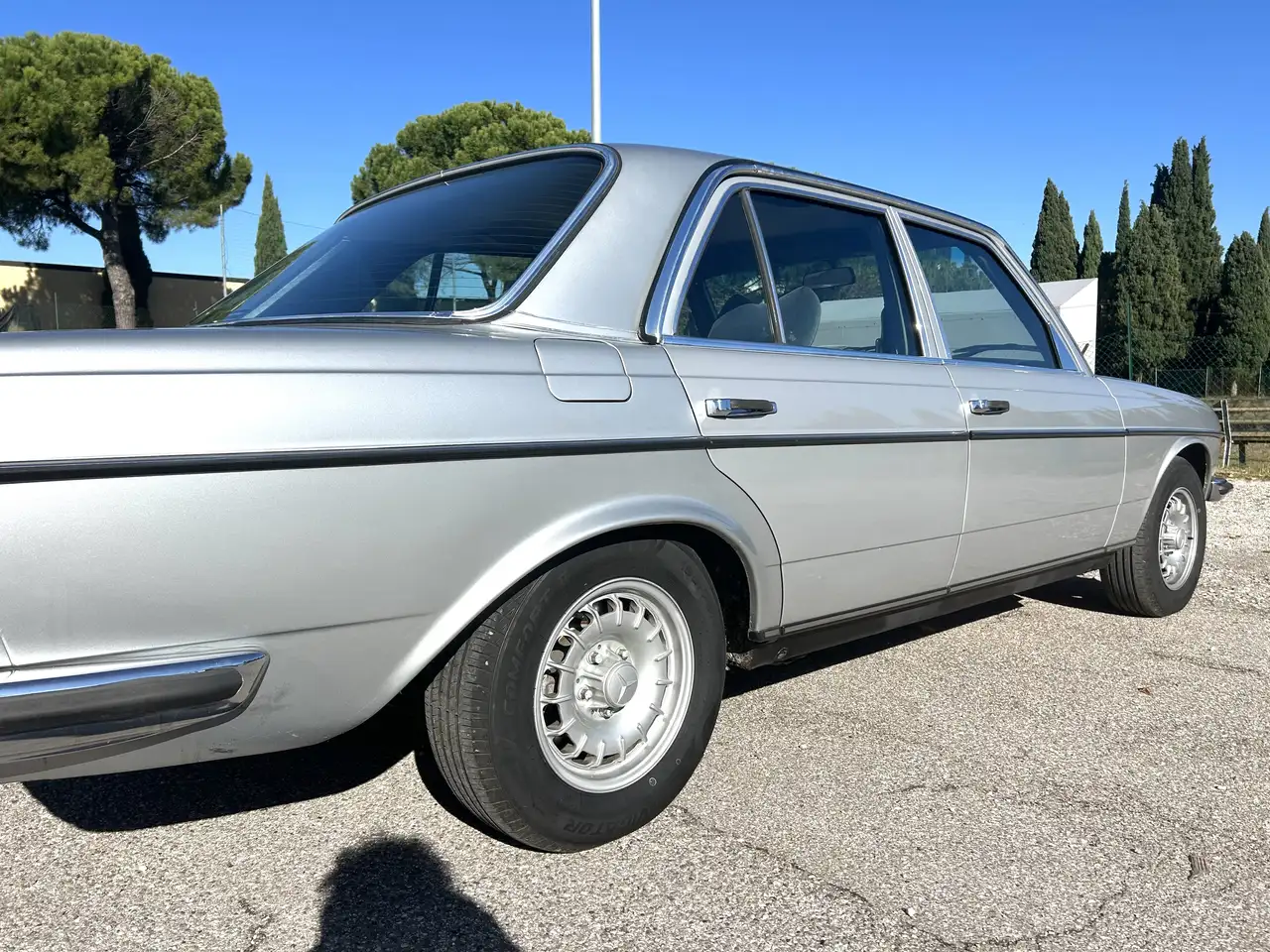 Mercedes-Benz 280 MERCEDES 280E, foto 4