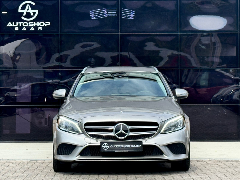 Mercedes-Benz C 300 e T-Modell ACC/MULTIBEAM/AHK — photo 2