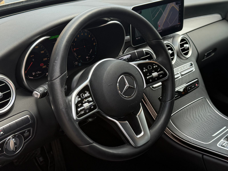 Mercedes-Benz C 300 e T-Modell ACC/MULTIBEAM/AHK — photo 13