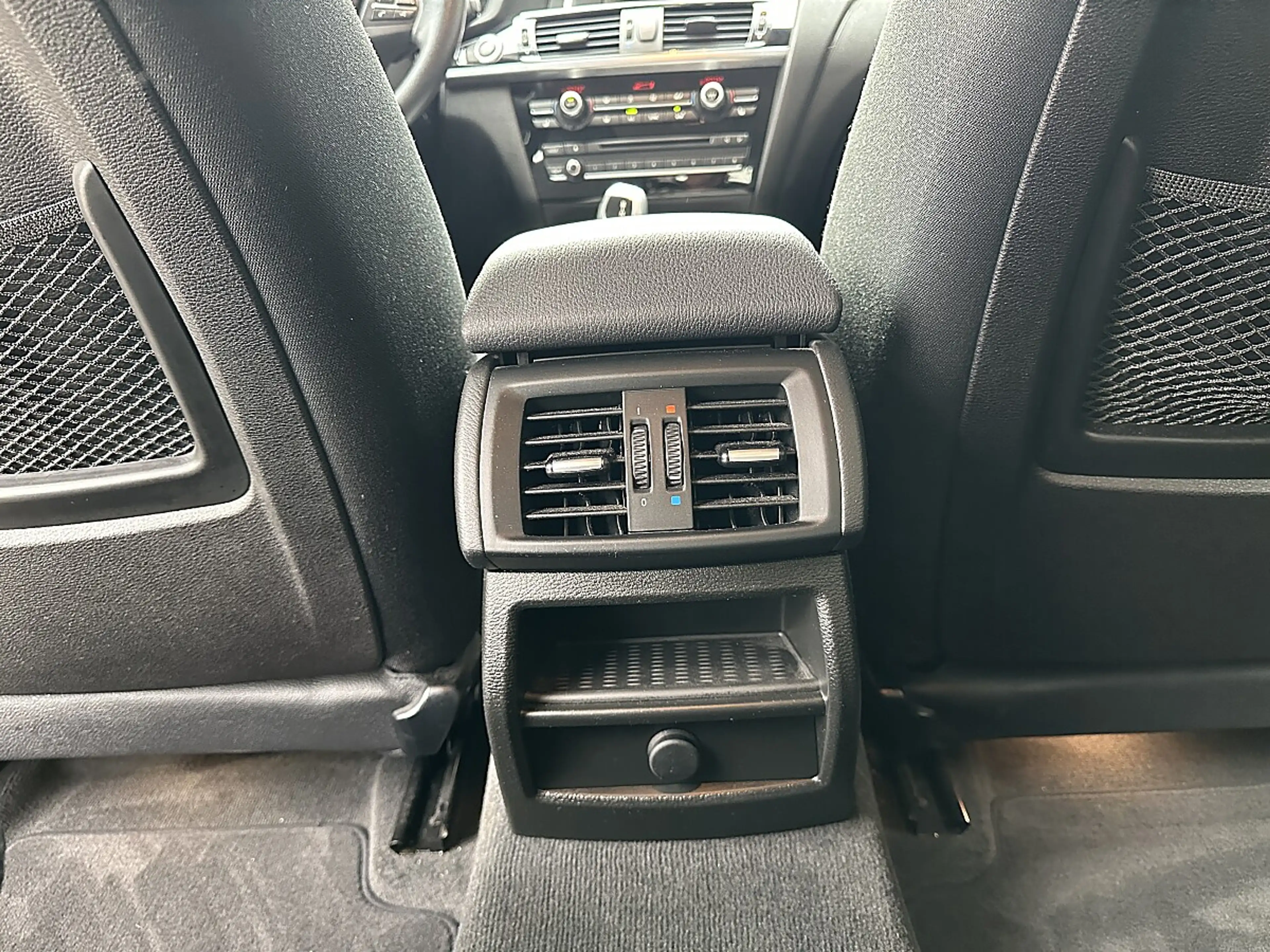 BMW X4 xDrive 20d Aut. — photo 13