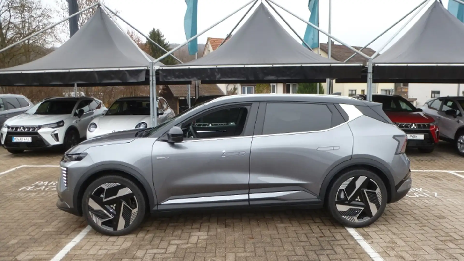 Mitsubishi Eclipse Cross Diamant TOP 87 kWh (22kW) Grau - 2