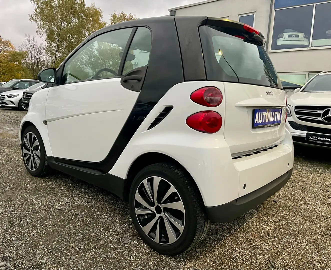 smart forTwo COUPE*GARANTIE*CARPLAY*BLUETOOTH*NAVI*PANO*USB*SER Weiß - 1
