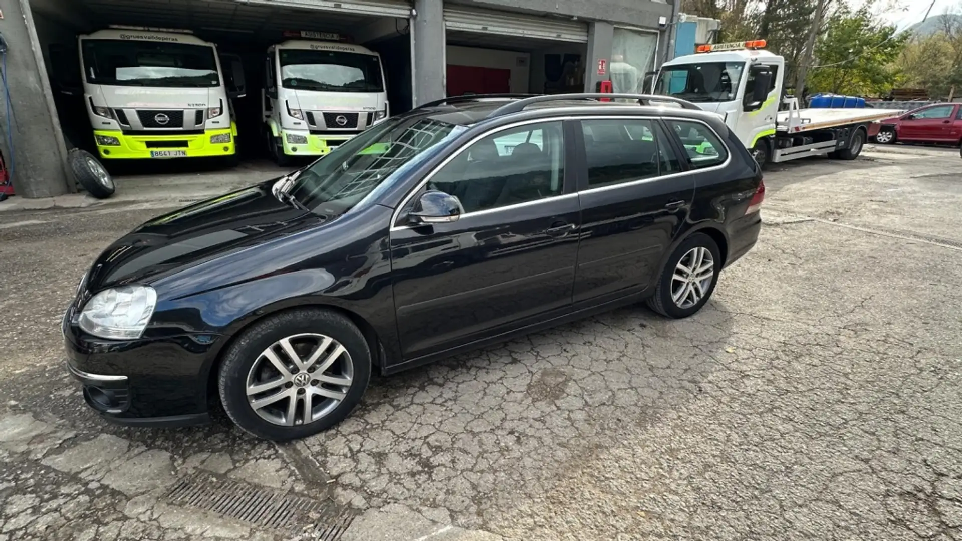 Volkswagen Golf Variant 2.0TDI Advance Negro - 1