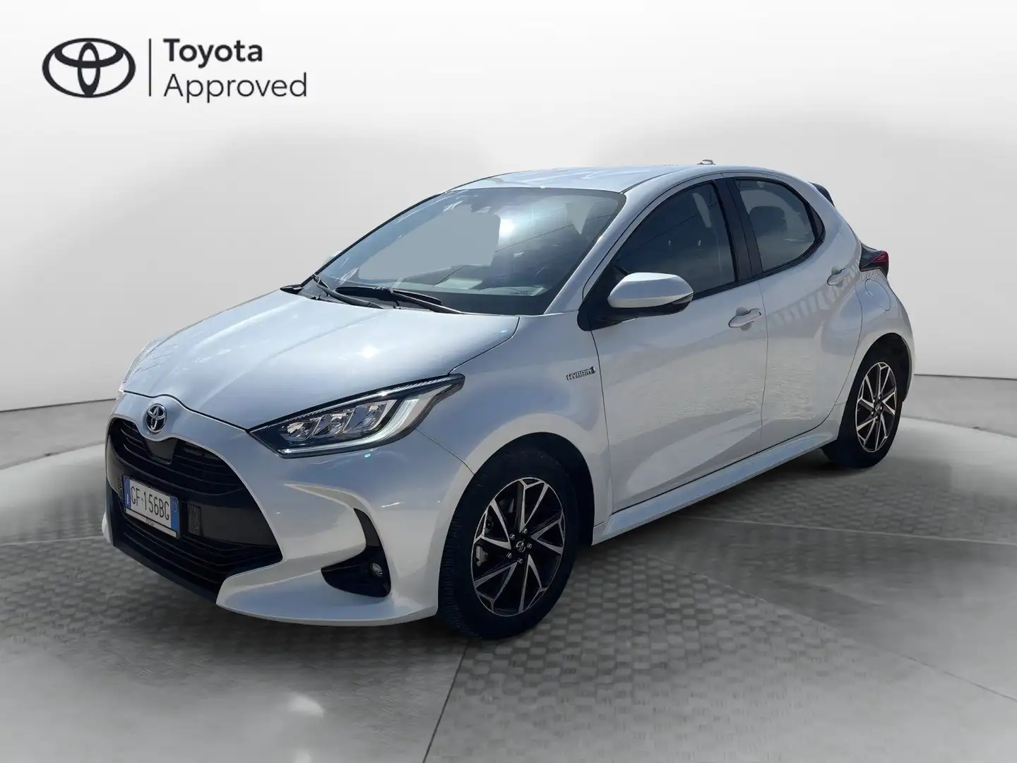 Toyota Yaris 1.5 Hybrid 5 porte Trend Gris - 1