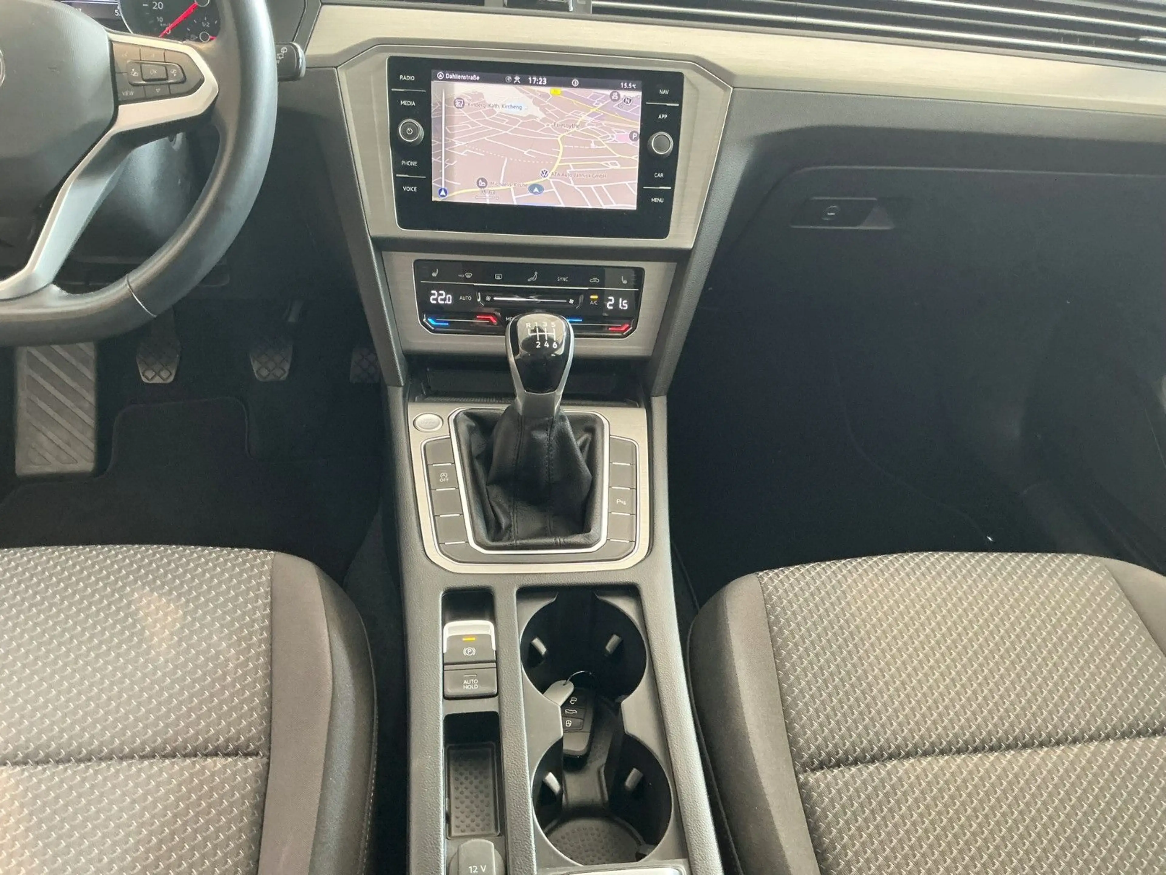 Volkswagen Passat Variant 1.5 TSI Conceptline *Navi*Kamera* — photo 15