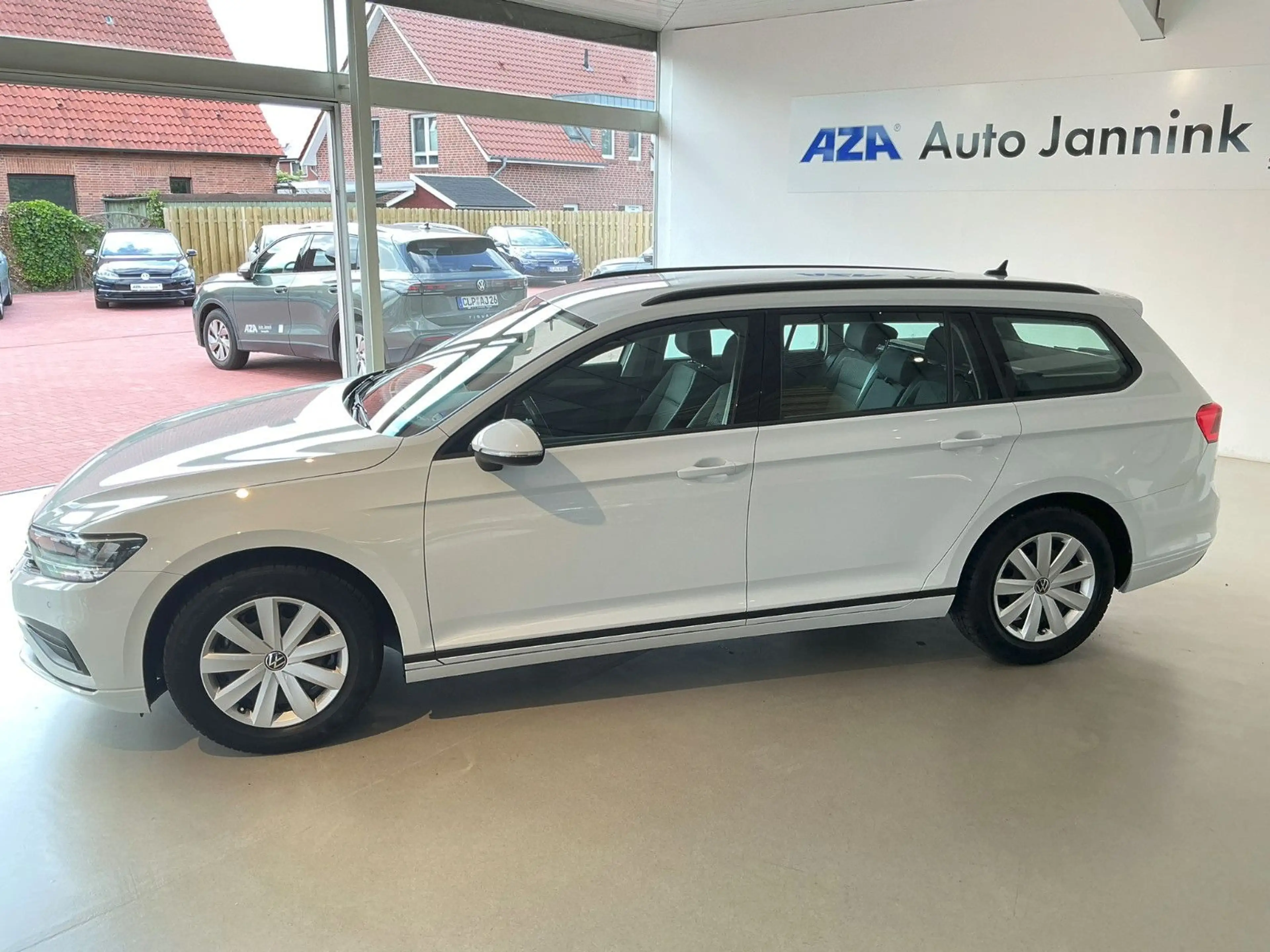 Volkswagen Passat Variant 1.5 TSI Conceptline *Navi*Kamera* — photo 9