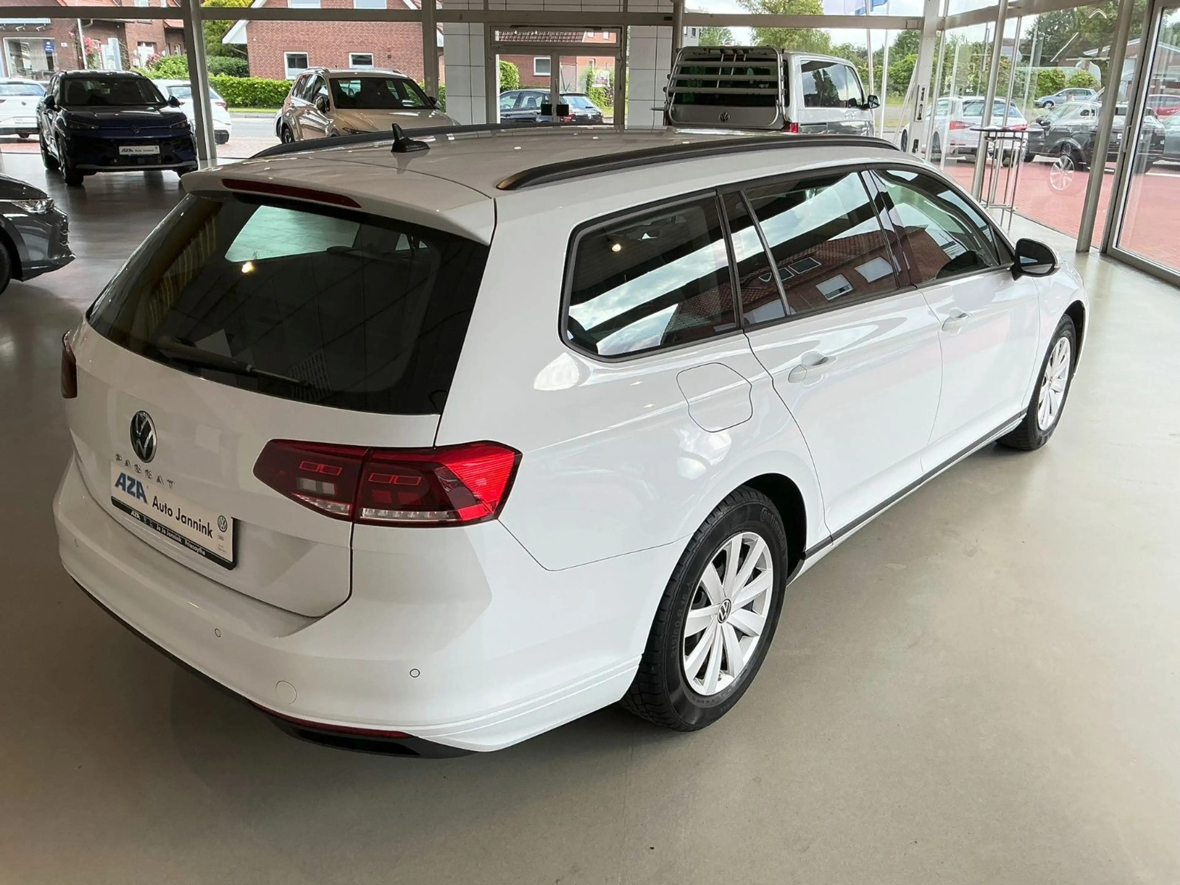 Volkswagen Passat Variant 1.5 TSI Conceptline *Navi*Kamera* — photo 6