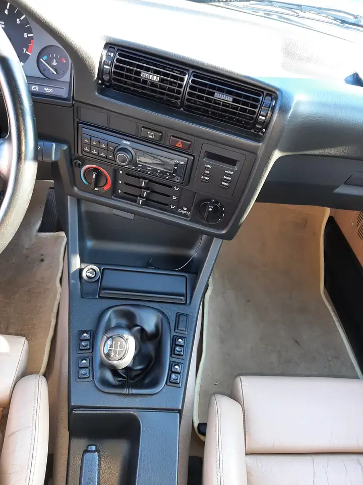 BMW 325 i cabrio E30 (1989) malachit green beige leather, foto 7