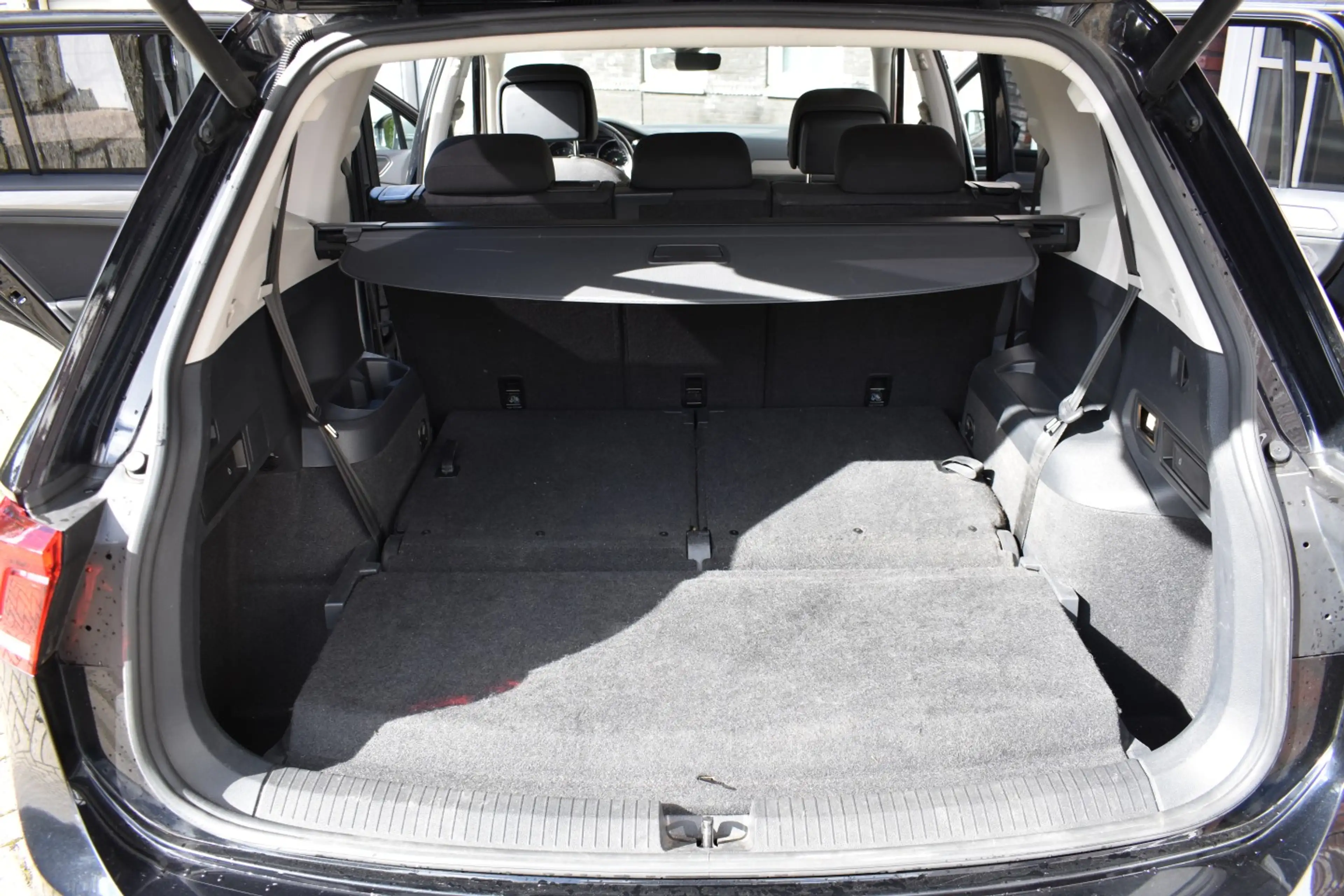 Volkswagen Tiguan Allspace Wij zijn op afspraak geopend! Graag bellen voor uw — photo 5