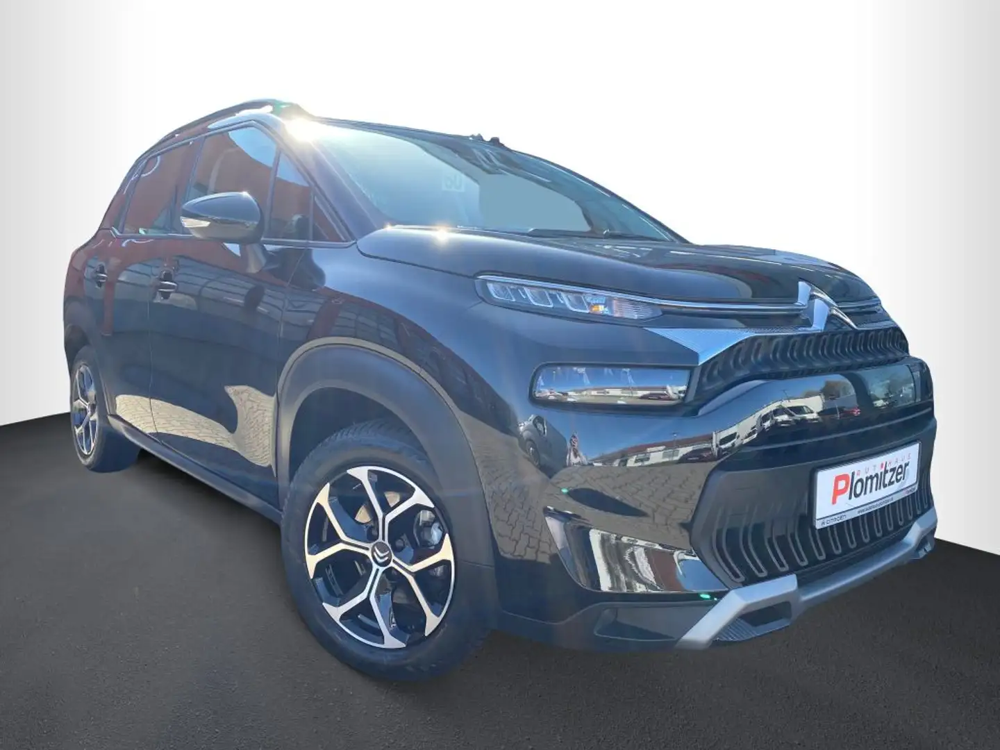 Citroen C3 Aircross C3 Aircross PureTech 110 PLUS *Allwetter*Navi* Schwarz - 1