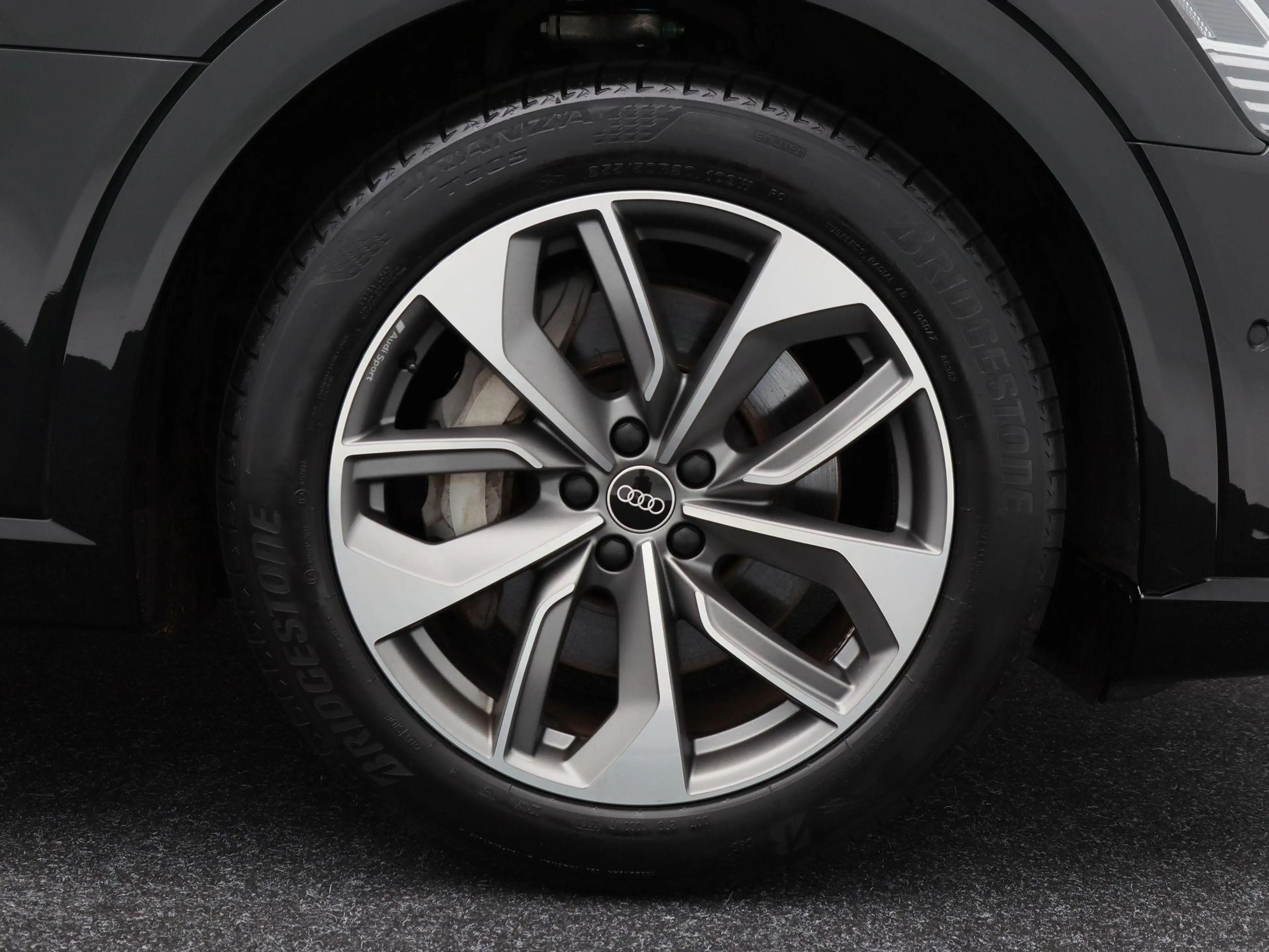 Audi e-tron 55 quattro S edition 95 kWh 408 Pk | Stoelverwarmi — photo 13